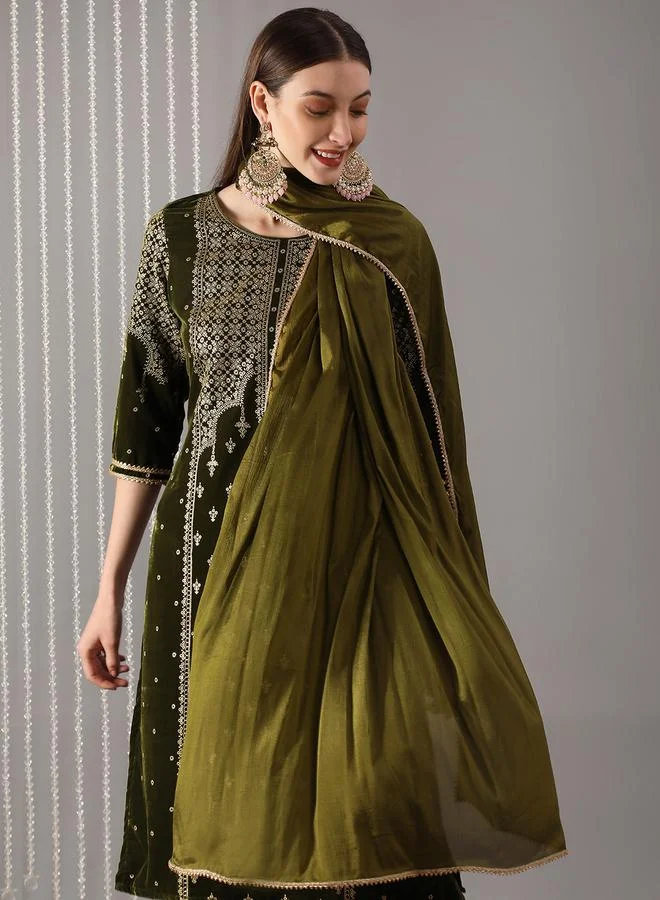 Globus  Women Green Ethnic Print Straight Kurta with Pant and Dupatta Set for Women | Best Price UAE
